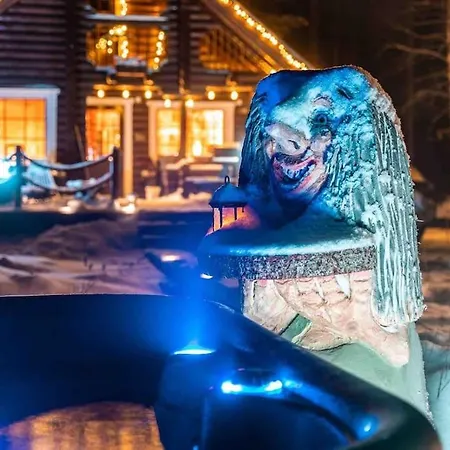 샬레 Minivilla Peikonpesae Ulkoporeallas & Pihasauna *