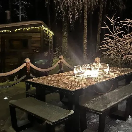 Chalet Minivilla Peikonpesae Ulkoporeallas & Pihasauna *