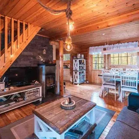 Chalet Minivilla Peikonpesae Ulkoporeallas & Pihasauna