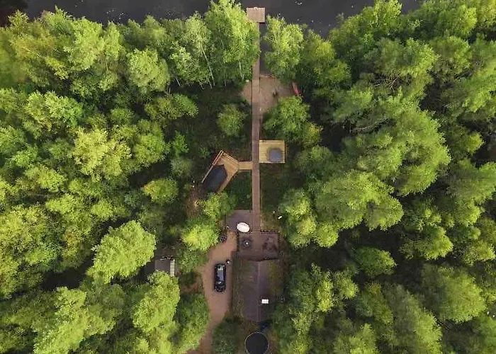 Minivilla Peikonpesae Ulkoporeallas & Pihasauna Шале *