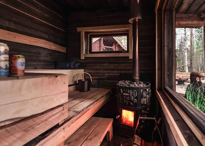 Minivilla Peikonpesae Ulkoporeallas & Pihasauna Шале *